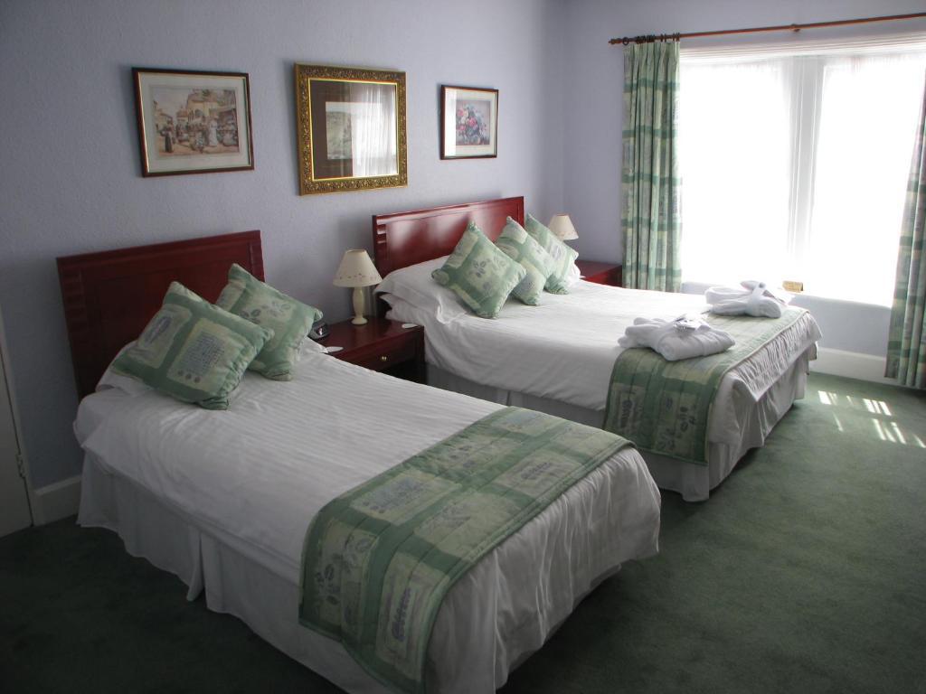The Burleigh Hotel Хънстантън Стая снимка