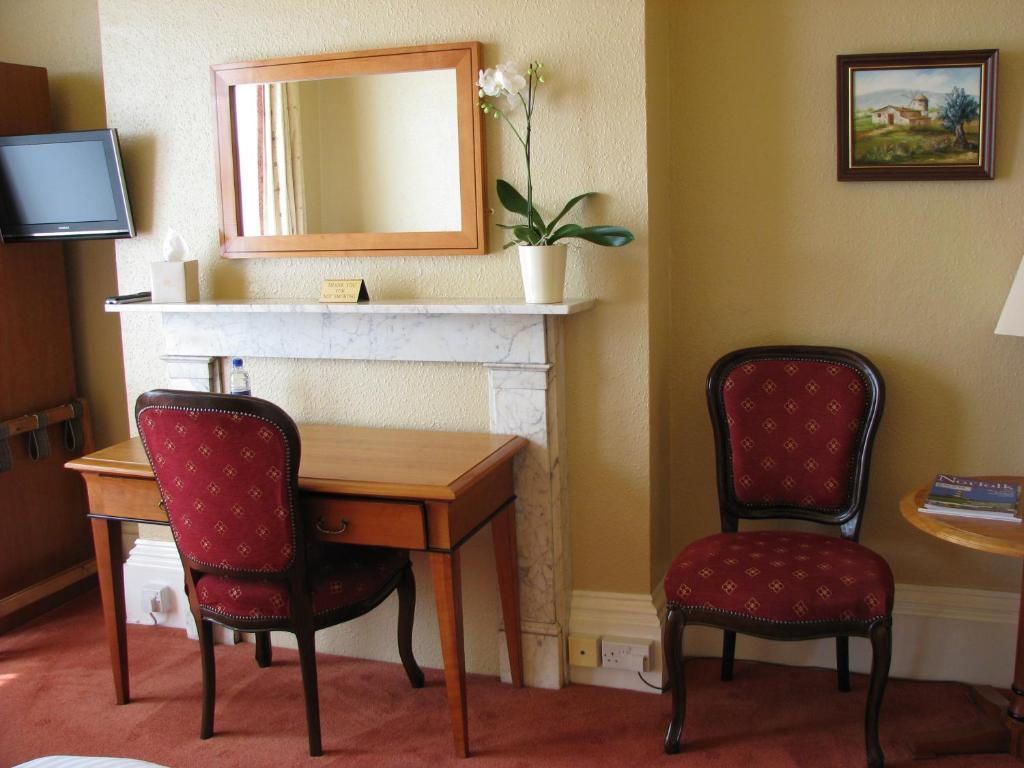 The Burleigh Hotel Хънстантън Стая снимка